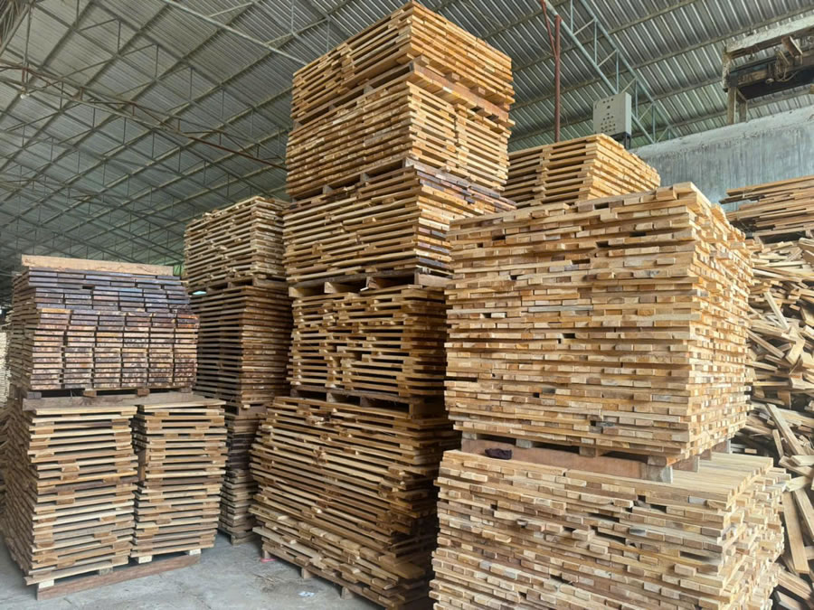Sàn gỗ Teak tự nhiên Lào Vinh Nghệ An