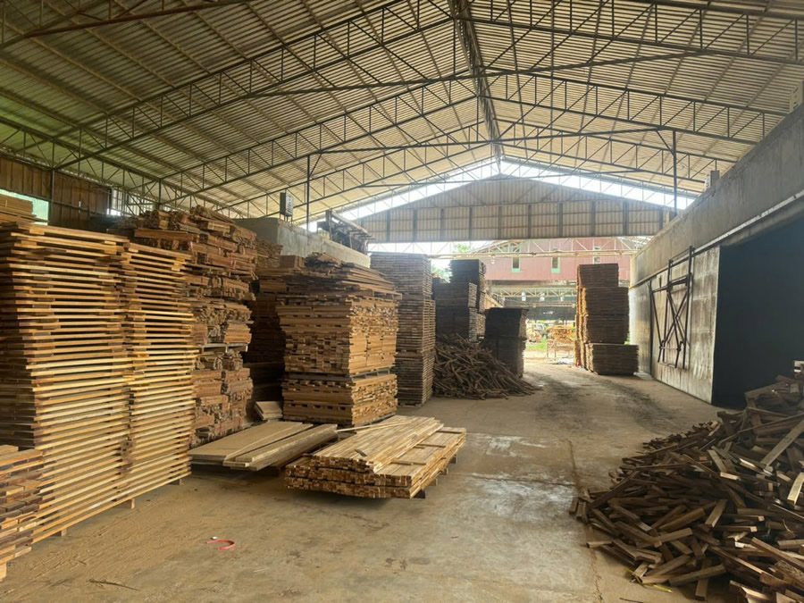 Sàn gỗ Teak tự nhiên Lào Vinh Nghệ An