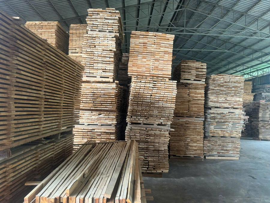 Sàn gỗ Teak tự nhiên Lào Vinh Nghệ An