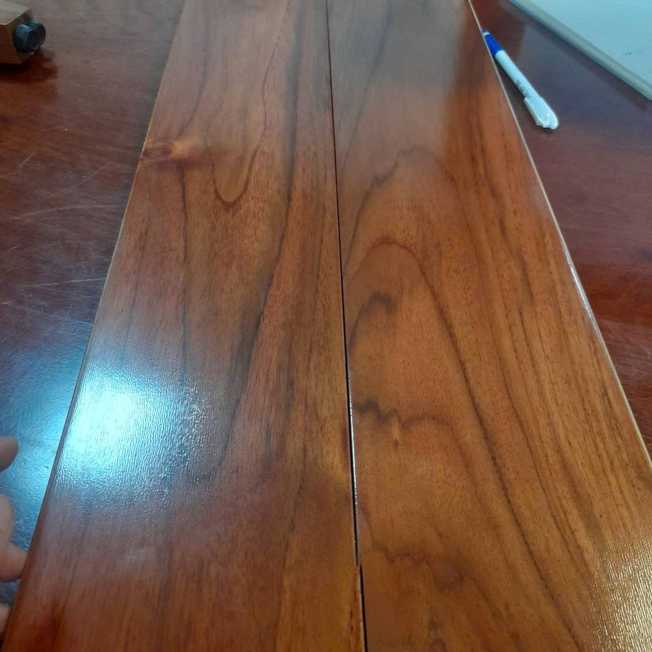 Sàn gỗ Teak tự nhiên Lào Vinh Nghệ An